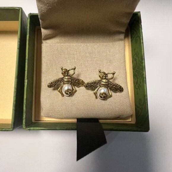 New Gucci Bee Logo Earrings Set (Full Packaging) - Picture 1 of 6
